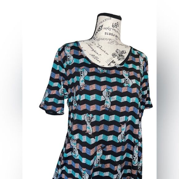 LuLaRoe Womens Small Perfect Tee Disney’s Olaf The Snowman Side Slits Scoop Neck - Picture 11 of 14